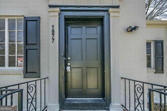 1977 N Decatur Rd in Atlanta, GA - Building Photo - Building Photo