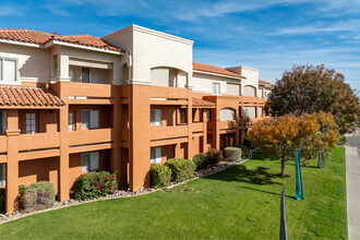 Sandstone in Tucson, AZ - Foto de edificio - Building Photo