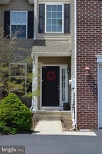 5255 Spring Ridge Dr E in Macungie, PA - Building Photo - Building Photo