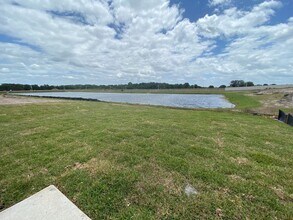 16670 Kingman Reef St in Wimauma, FL - Building Photo - Building Photo
