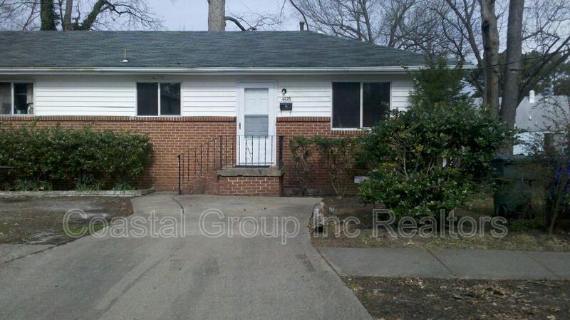 4928 Atterbury St in Norfolk, VA - Building Photo