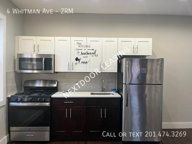 4 Whitman Ave in Jersey City, NJ - Building Photo - Building Photo