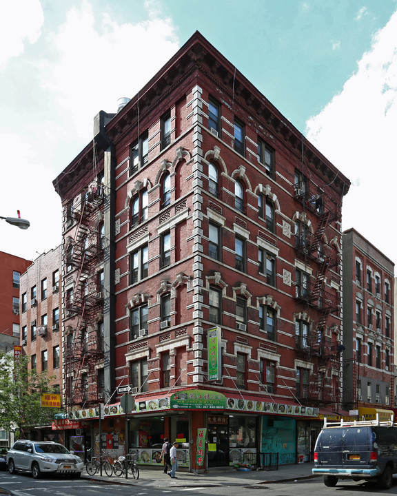 107-109 Hester St in New York, NY - Building Photo