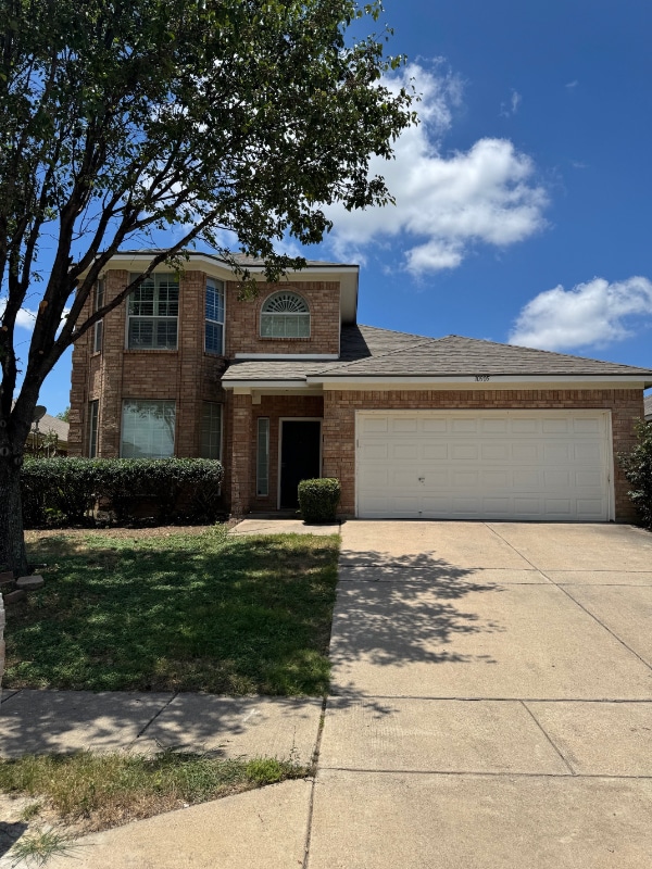 property at 10905 Braemoor Dr