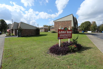 Long Run Community - Income Restricted in Danville, KY - Foto de edificio - Building Photo