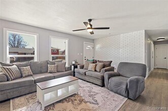 404 Shield Rd in Fountain, CO - Foto de edificio - Building Photo