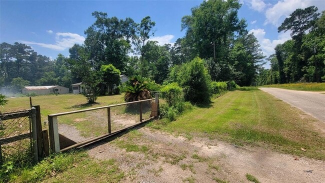 1178 Co Rd 2721 in Cleveland, TX - Building Photo - Building Photo