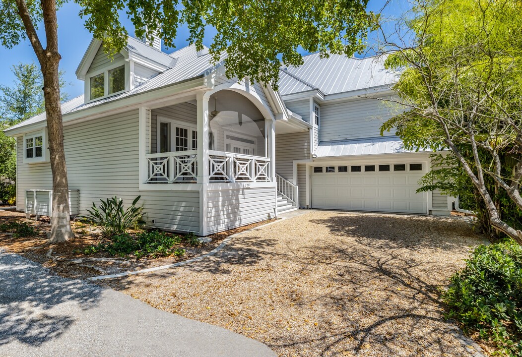 176 Carrick Bend Ln in Boca Grande, FL - Building Photo