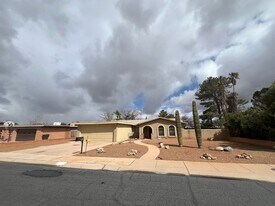 501 Suffolk Dr in Sierra Vista, AZ - Building Photo