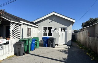 1436 Kenneth St in Seaside, CA - Building Photo
