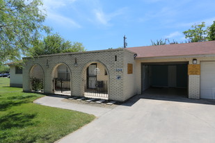 Covina Plaza Apartments