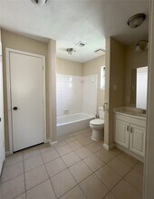 14874 Easingwold Dr in Houston, TX - Building Photo - Building Photo