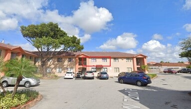 7255 W 24th Ave, Unit 206 in Hialeah, FL - Building Photo - Building Photo