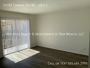 10789 Towner Ave NE in Albuquerque, NM - Building Photo - Building Photo