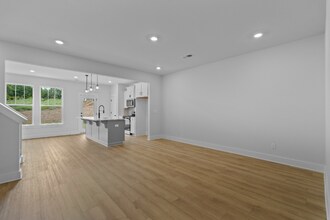 142 Shager Pl in Travelers Rest, SC - Building Photo - Building Photo
