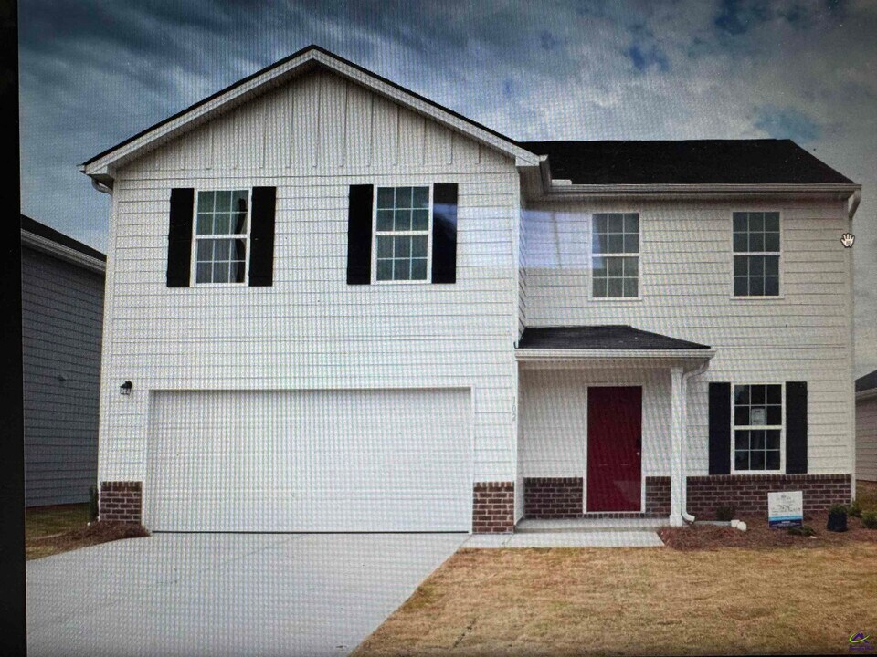 102 Price Ml Trl in Warner Robins, GA - Building Photo