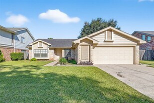2307 Brook View Ln in Sugar Land, TX - Building Photo