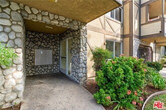 2925 E Spaulding St in Long Beach, CA - Building Photo - Building Photo