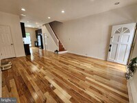 2327 S Rosewood St photo'