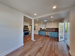 976 55th St in Oakland, CA - Building Photo - Building Photo