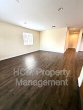 645 E 78th St in Los Angeles, CA - Building Photo - Building Photo