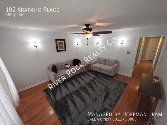 property at 102 Arapaho Pl