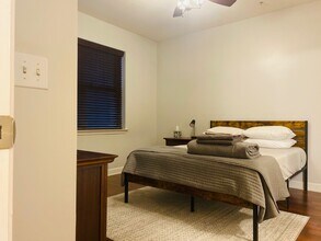 2310 Elliott Ave, Unit Furnished in Nashville, TN - Building Photo - Building Photo