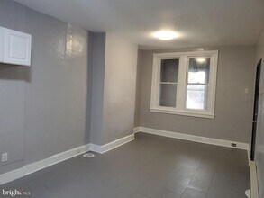 520 E Westmoreland St in Philadelphia, PA - Building Photo - Building Photo