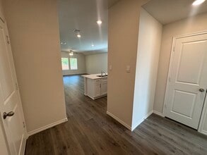 6080 Freedom Dr in Lindale, TX - Building Photo - Building Photo