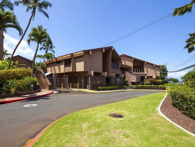 4242 Lower Honoapiilani Rd in Lahaina, HI - Foto de edificio - Building Photo