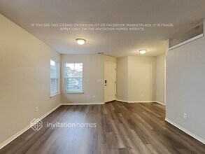 19512 99th St Ct E in Bonney Lake, WA - Foto de edificio - Building Photo