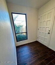8060 Village Gate Ct in Jacksonville, FL - Building Photo - Building Photo