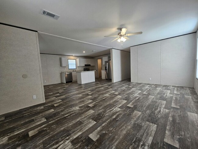 6571 Hidden Oaks Dr in North Fort Myers, FL - Building Photo - Building Photo