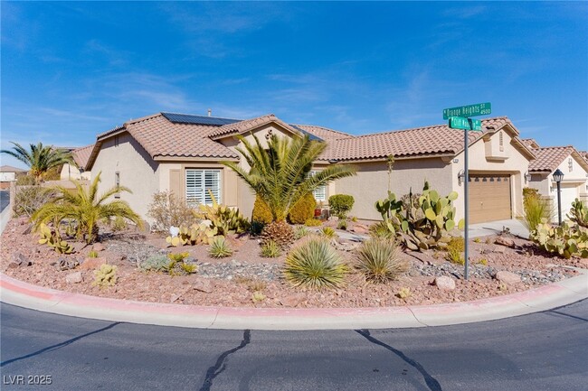 10708 Cliff Mountain Ave in Las Vegas, NV - Building Photo - Building Photo