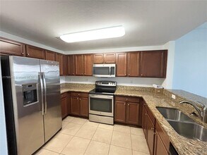 8850 NW 97th Ave in Doral, FL - Building Photo - Building Photo