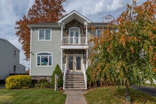 27 Evergreen Ave in Nutley, NJ - Building Photo