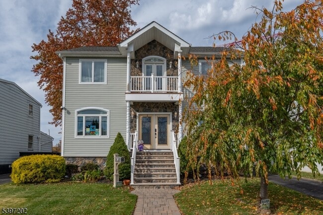 property at 27 Evergreen Ave