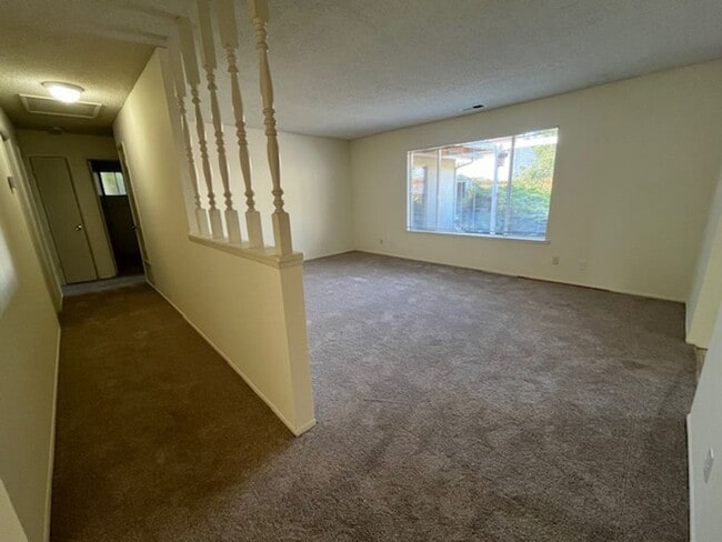 1209 Drake Cir in San Luis Obispo, CA - Building Photo - Building Photo