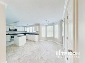 3525 Sunset Hollow Ct in High Point, NC - Building Photo - Building Photo