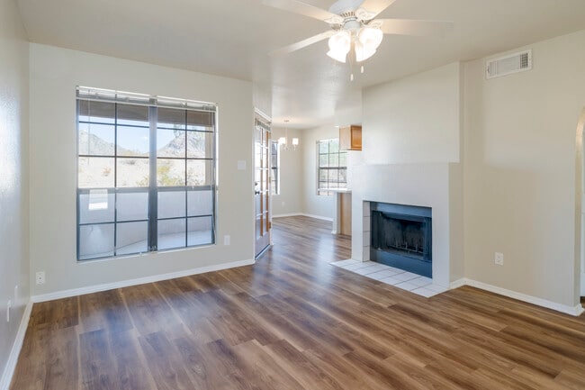 La Esplanada Apartment Homes in Phoenix, AZ - Foto de edificio - Interior Photo