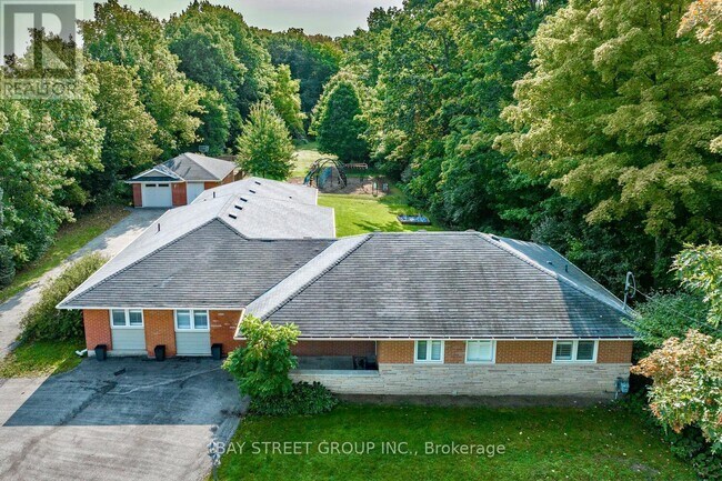 property at 1751 Queen St W