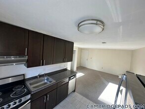 9 Chester St in Cambridge, MA - Building Photo - Building Photo