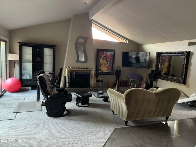 7908 E Solano Dr