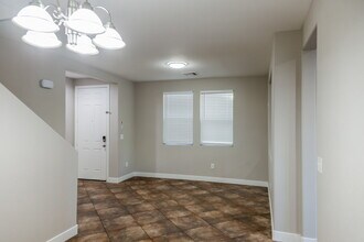 9111 Mount Wilson St in Las Vegas, NV - Building Photo - Building Photo