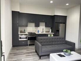 211 Akabane Ln in Danville, CA - Building Photo