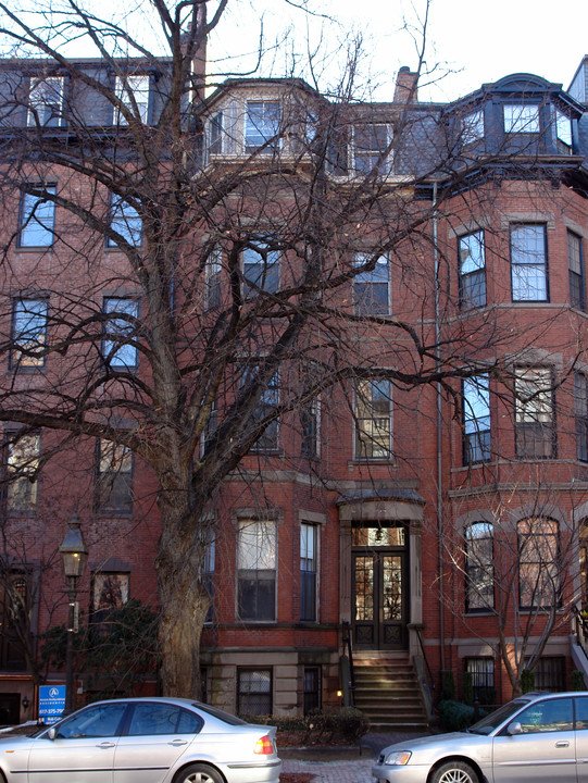 108 Marlborough St in Boston, MA - Building Photo