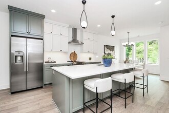 1748 Arnold Dr in Charlotte, NC - Building Photo - Building Photo