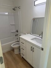 120 Creekwood Dr, Unit 103 in Wilder, KY - Building Photo - Building Photo