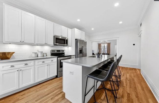 5394 Pershing Ave in St. Louis, MO - Building Photo - Building Photo