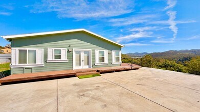 30375 Sagewood Rd in Vista, CA - Building Photo - Building Photo